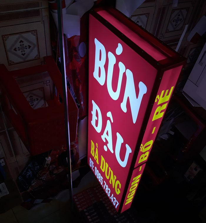 Làm biển hộp đèn tại Ninh Bình